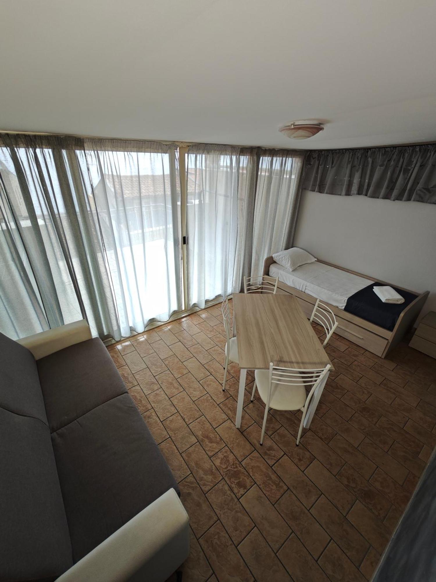 Etnapartment 4 贾迪尼-纳克索斯 外观 照片