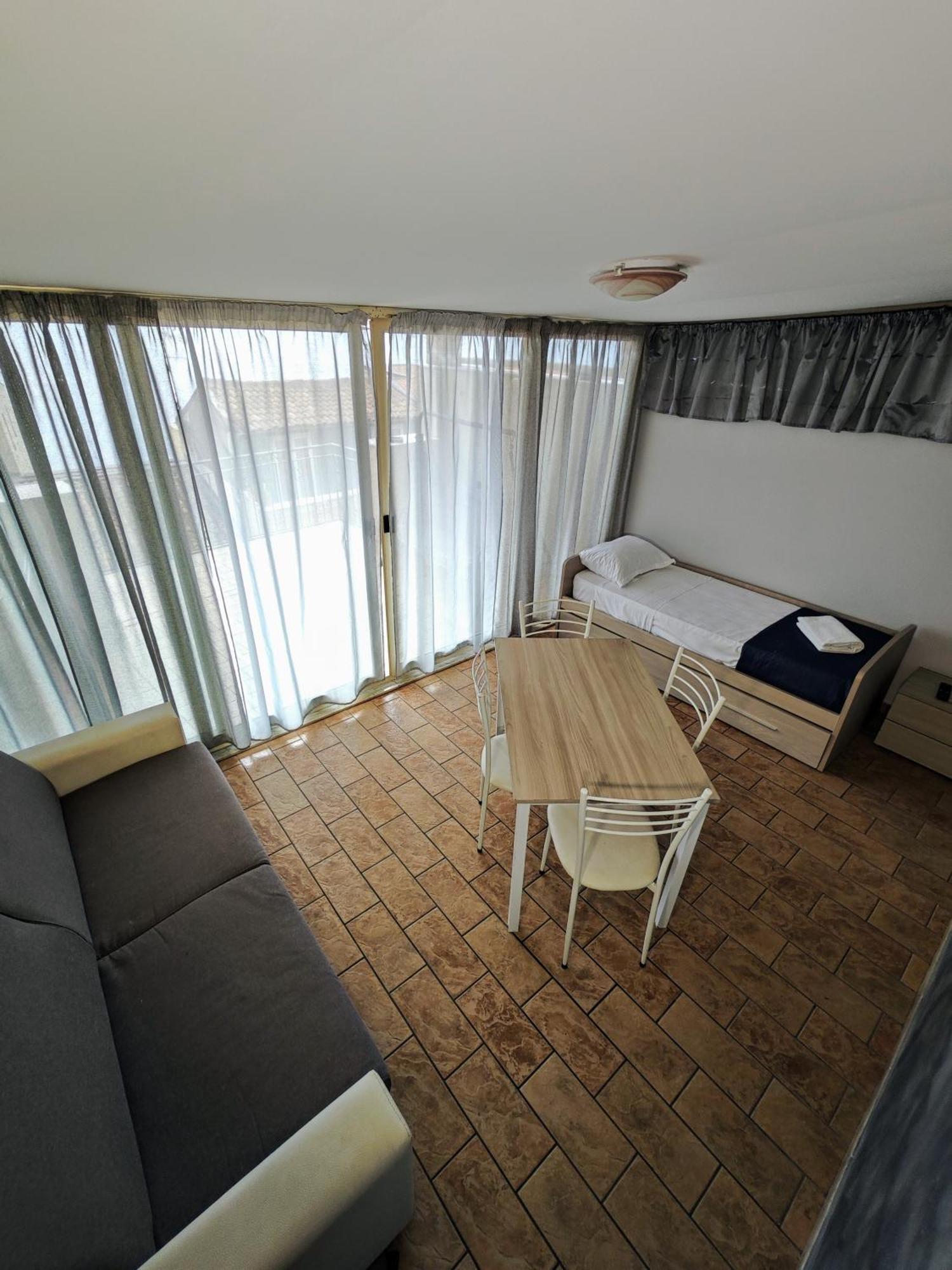 Etnapartment 4 贾迪尼-纳克索斯 外观 照片